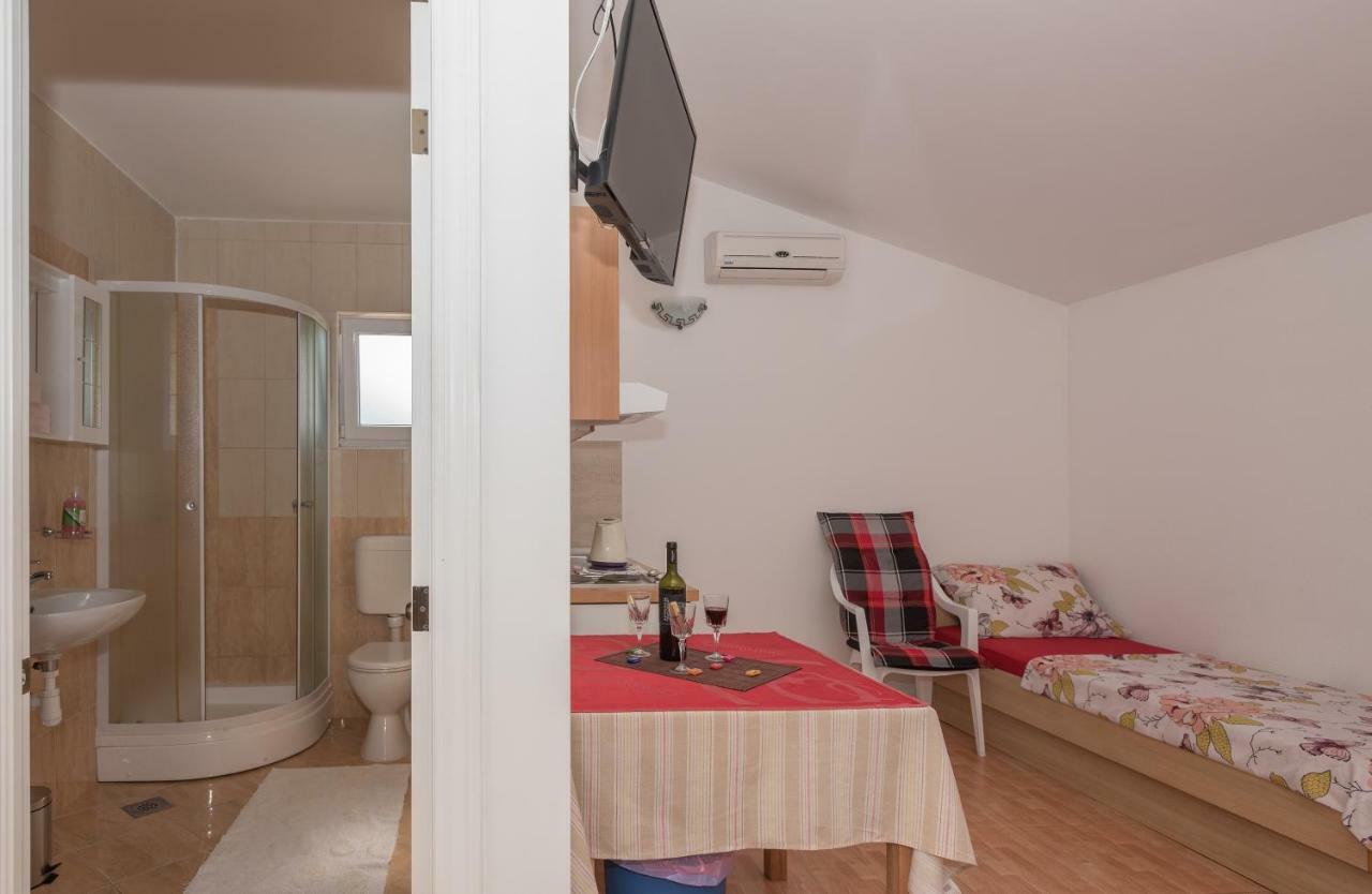 Studio Apartments Antonio マカルスカ エクステリア 写真