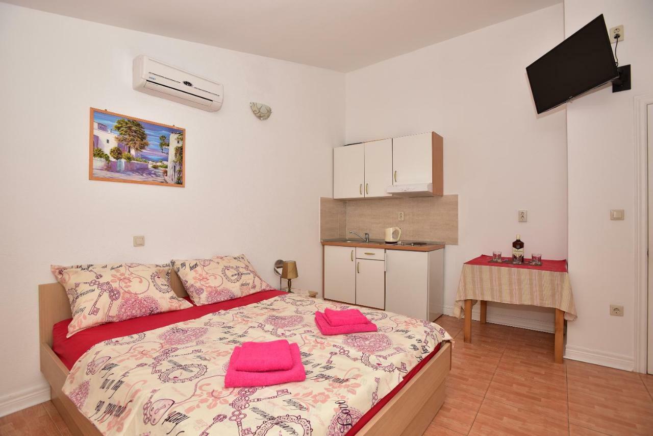 Studio Apartments Antonio マカルスカ エクステリア 写真