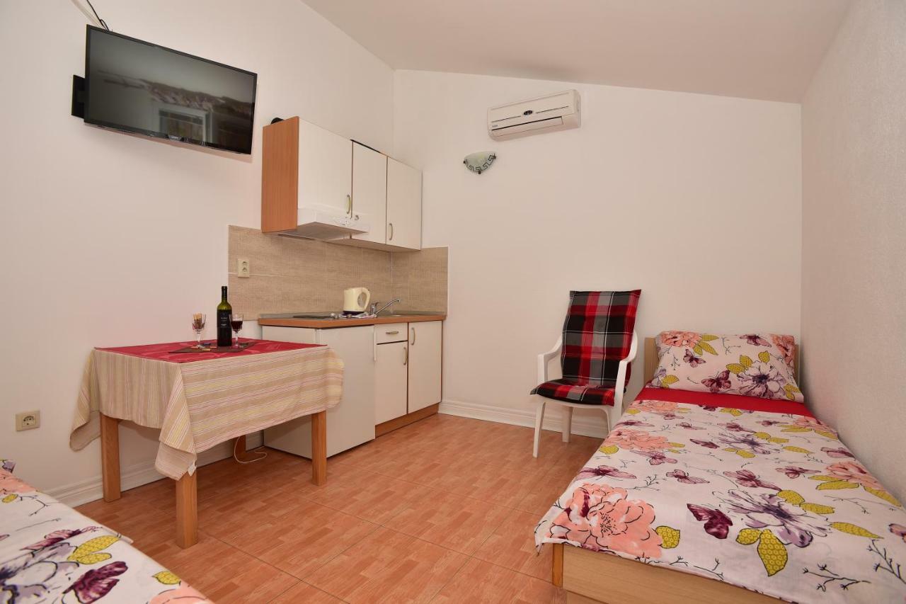 Studio Apartments Antonio マカルスカ エクステリア 写真