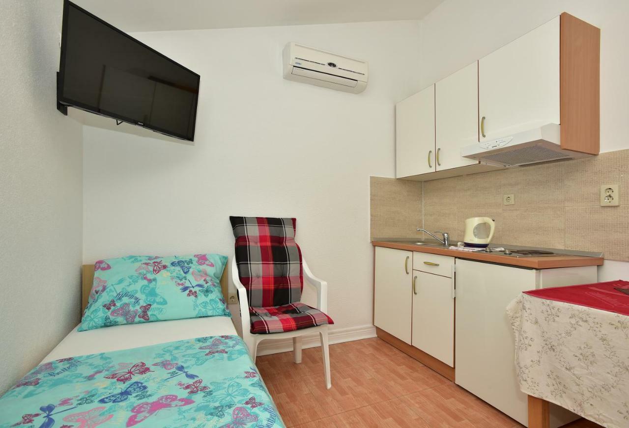 Studio Apartments Antonio マカルスカ エクステリア 写真
