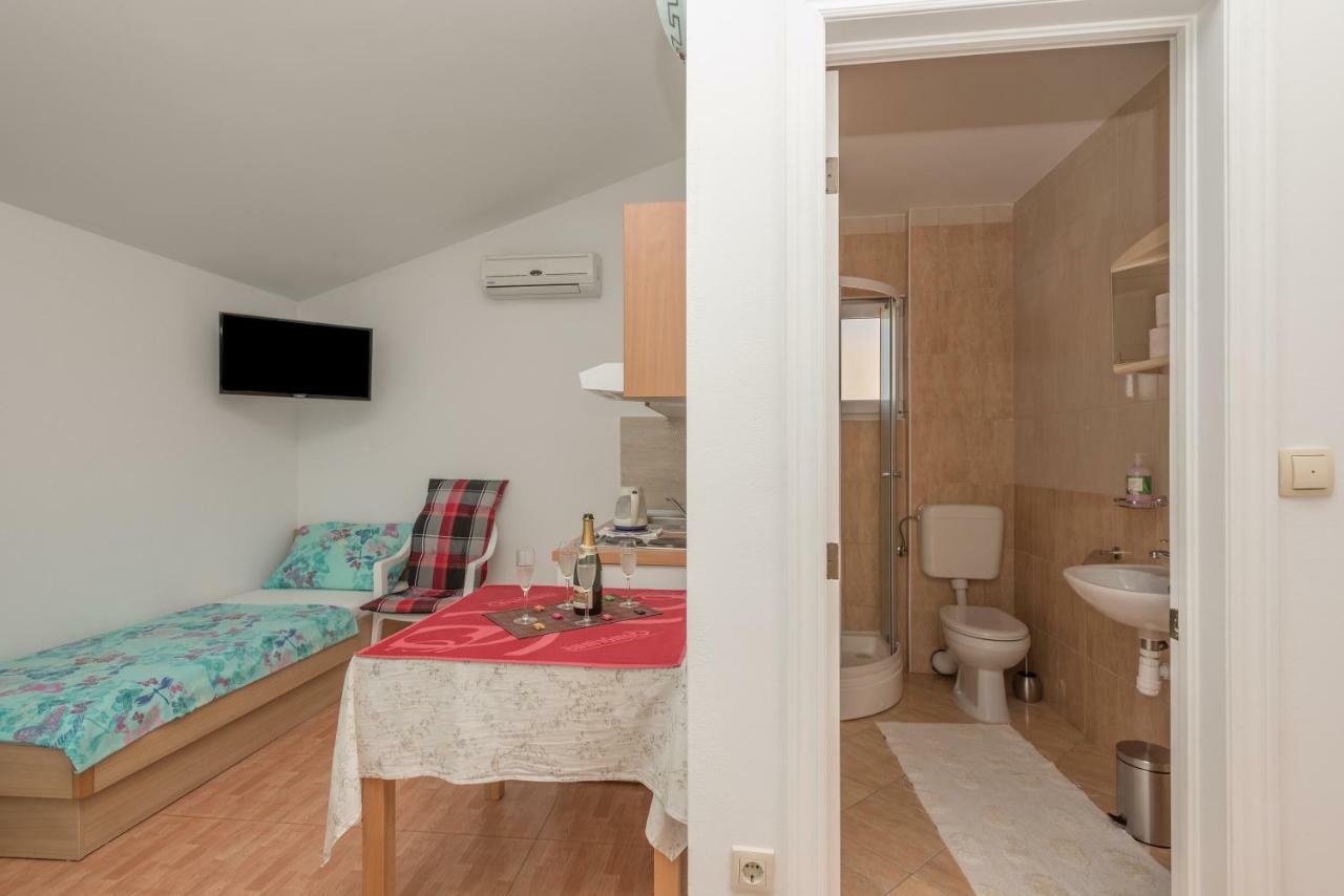 Studio Apartments Antonio マカルスカ エクステリア 写真