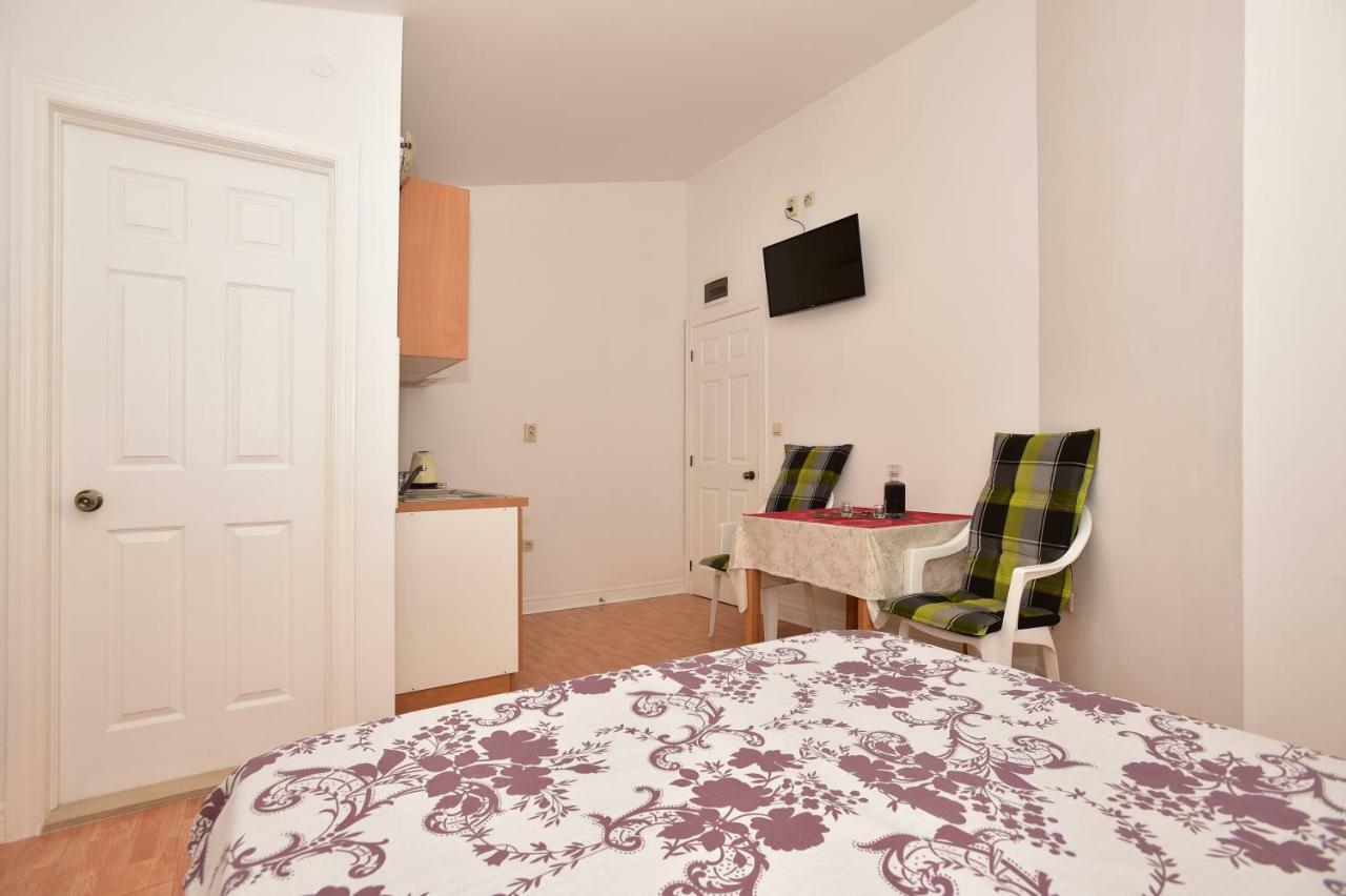 Studio Apartments Antonio マカルスカ エクステリア 写真