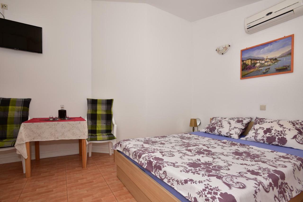 Studio Apartments Antonio マカルスカ エクステリア 写真
